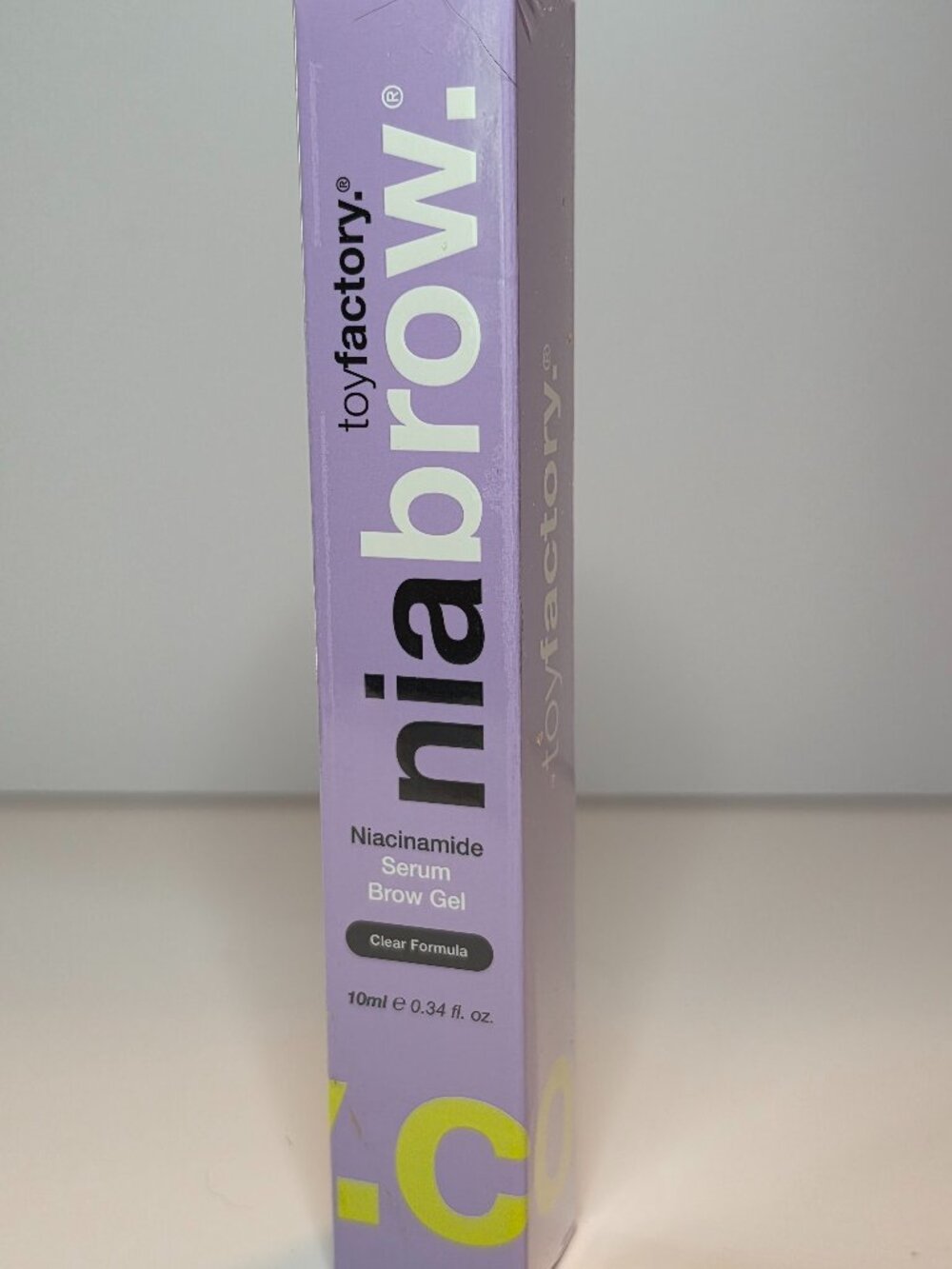 toyfactory NiaBrow Niacinamide Serum Brow Gel